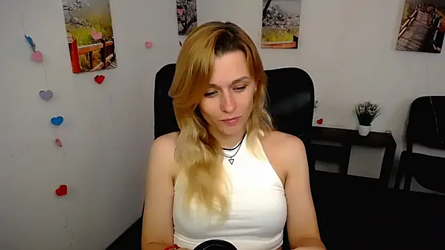 PeppyMia online show from 11/09/25, 10:41