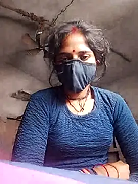 MISS-KAYA online show from 11/17/25, 06:23