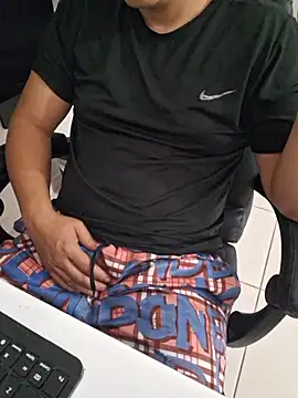 Carloskasado online show from 11/04/25, 04:55