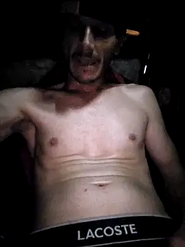 Romance32 online show from 10/31/25, 04:09