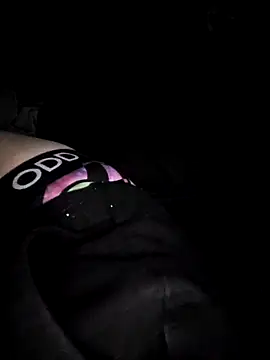 Snapshot of Romance32 chatting on 04/04/26, 08:54 Romance32 online show from 04/04/26, 08:54