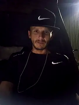 Romance32 online show from 11/06/25, 02:59