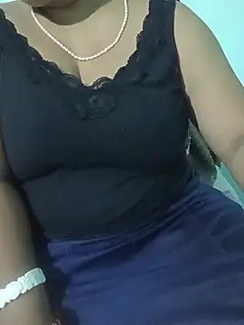 Snapshot of Anjali-bhabhi chatting on 06/21/26, 06:03 Anjali-bhabhi online show from 06/21/26, 06:03