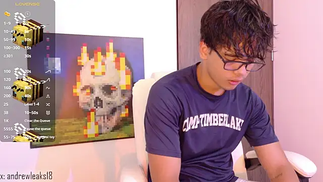 an drew18 online show from 11/22/25, 07:57