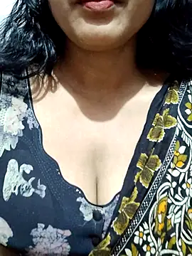 spicysuhana online show from 10/11/25, 10:22