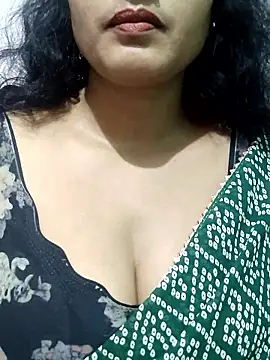 spicysuhana online show from 10/31/25, 11:29