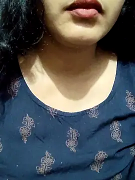 Snapshot of spicysuhana chatting on 06/11/26, 12:32 spicysuhana online show from 06/11/26, 12:32