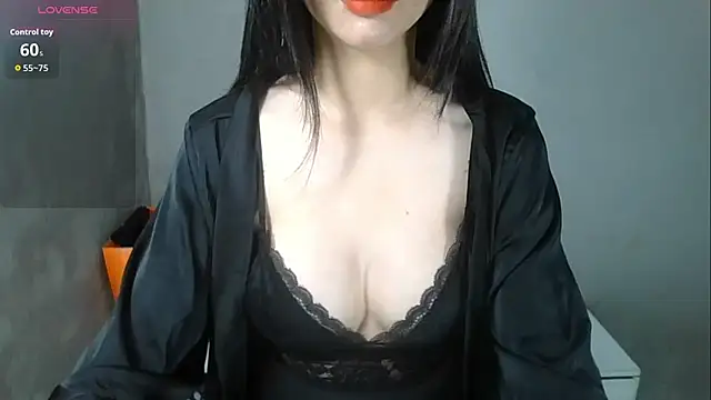 Voyerra g online show from 10/28/25, 12:44