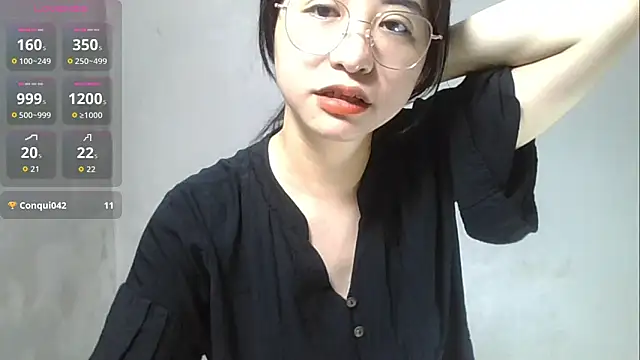 Voyerra g online show from 09/11/25, 01:16