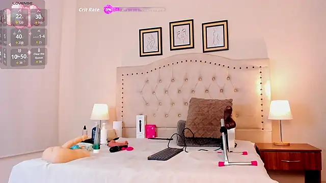 cristhi esterling online show from 12/14/25, 12:22