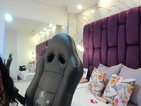 cloe spencerr online show from 09/29/25, 05:07