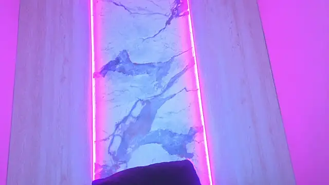 Snapshot of Cristal_hott1 chatting on 02/03/26, 08:03 Cristal hott1 online show from 02/03/26, 08:03