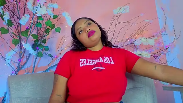 Snapshot of Cristal_hott1 chatting on 02/19/26, 06:38 Cristal hott1 online show from 02/19/26, 06:38