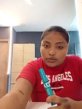 Snapshot of Cristal_hott1 chatting on 02/24/26, 07:37 Cristal hott1 online show from 02/24/26, 07:37