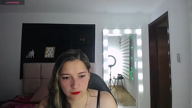 Agatha bellucci  online show from 01/09/26, 01:07