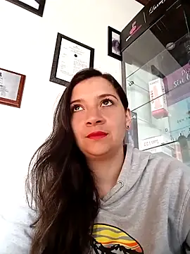 Snapshot of Agatha_bellucci_ chatting on 11/05/25, 01:14 Agatha bellucci online show from 11/05/25, 01:14