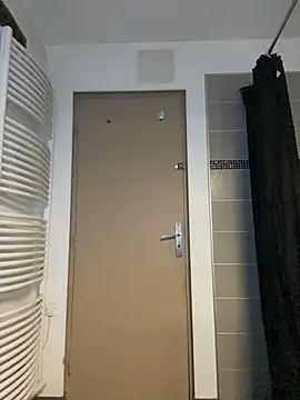 Snapshot of dasilva_elsa21 chatting on 02/15/26, 06:07 dasilva elsa21 online show from 02/15/26, 06:07