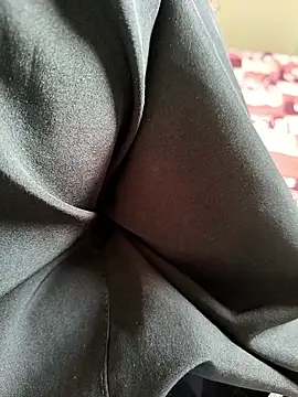 Snapshot of Bio-teacher chatting on 10/13/25, 02:24 Bio-teacher online show from 10/13/25, 02:24