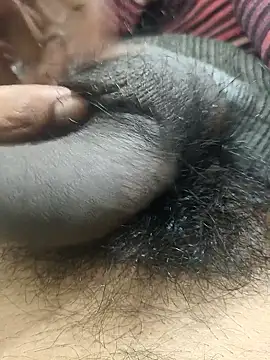 Snapshot of Bio-teacher chatting on 12/19/25, 04:53 Bio-teacher online show from 12/19/25, 04:53