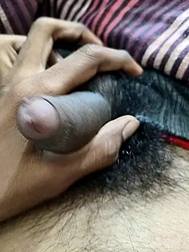 Snapshot of Bio-teacher chatting on 12/18/25, 03:16 Bio-teacher online show from 12/18/25, 03:16