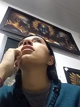 Snapshot of Nika_Hot chatting on 09/26/25, 03:02 Nika Hot online show from 09/26/25, 03:02