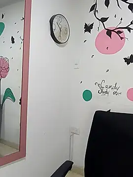 Snapshot of Nika_Hot chatting on 09/14/25, 03:18 Nika Hot online show from 09/14/25, 03:18