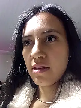 Snapshot of Nika_Hot chatting on 09/15/25, 03:40 Nika Hot online show from 09/15/25, 03:40