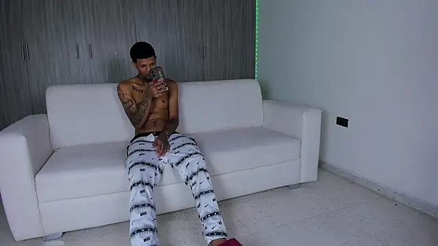 Hot destructionXxx18 online show from 09/18/25, 07:39