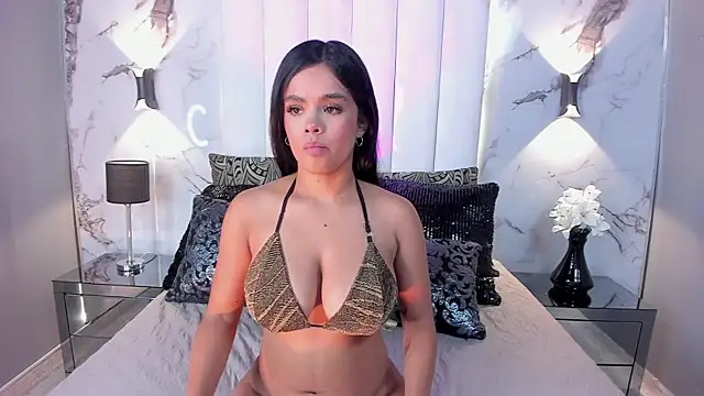 NinnaOwens online show from 10/12/25, 09:27