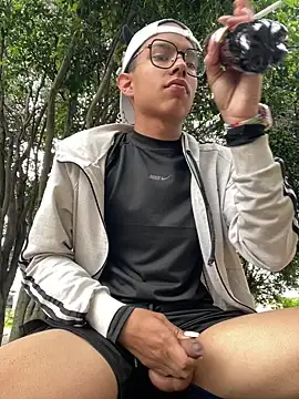 diegoand0911 online show from 05/30/26, 04:56