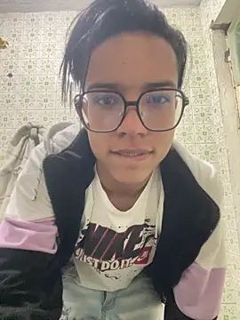 diegoand0911 online show from 04/05/26, 03:35