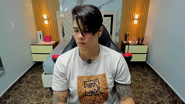 KAROLLJONES1 online show from 03/06/26, 07:42