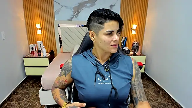 KAROLLJONES1 online show from 01/16/26, 08:02