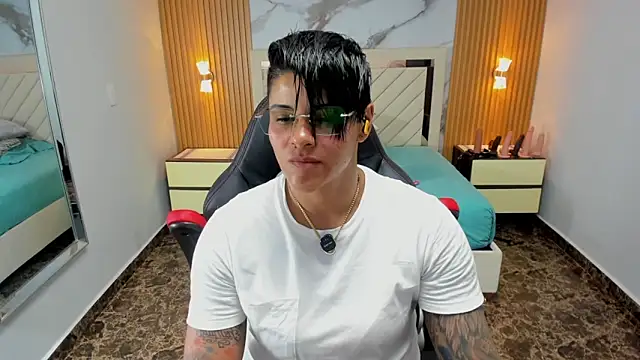 KAROLLJONES1 online show from 04/22/26, 06:58