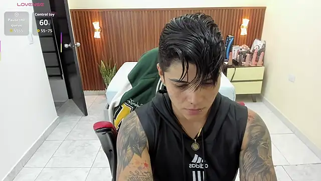 KAROLLJONES1 online show from 09/11/25, 02:33