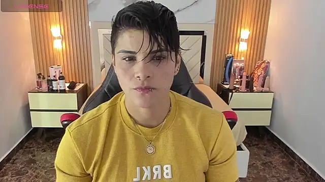 KAROLLJONES1 online show from 09/20/25, 02:38