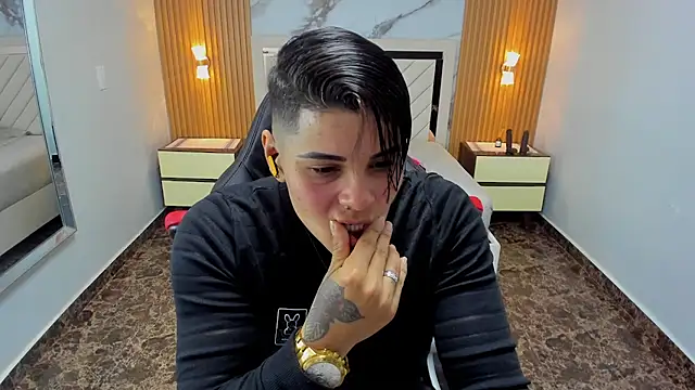 KAROLLJONES1 online show from 03/11/26, 07:41