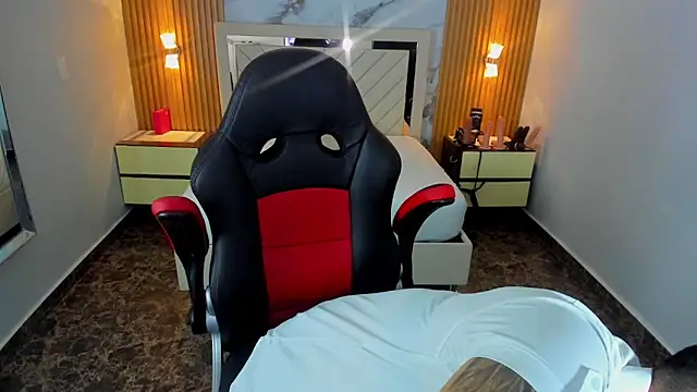 KAROLLJONES1 online show from 02/19/26, 07:44