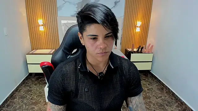 KAROLLJONES1 online show from 04/27/26, 07:12