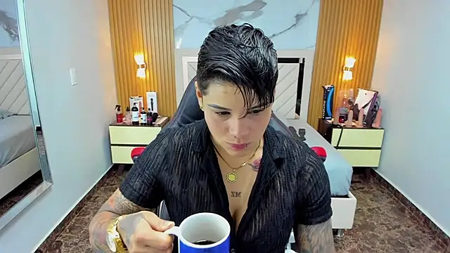 KAROLLJONES1 online show from 10/10/25, 10:54