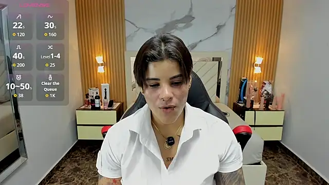 KAROLLJONES1 online show from 11/26/25, 07:25