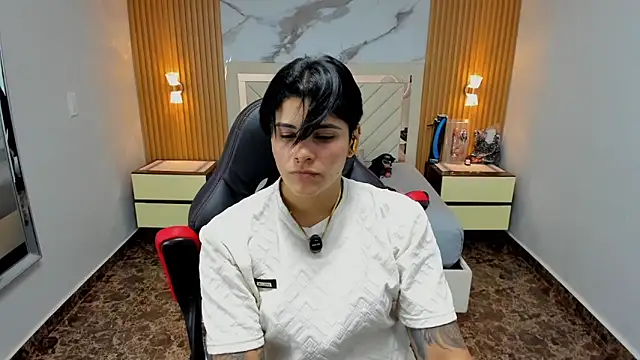 KAROLLJONES1 online show from 01/05/26, 07:28