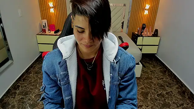 KAROLLJONES1 online show from 02/06/26, 07:21