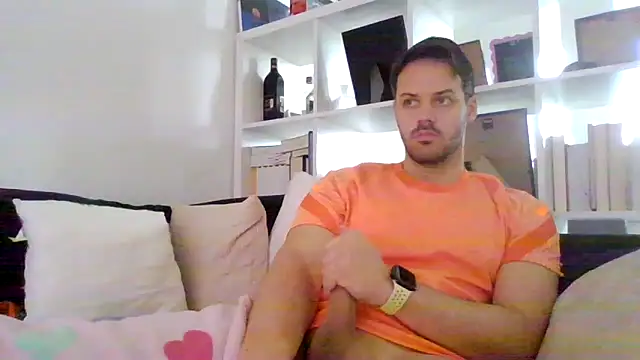 Snapshot of bigcockjohnxxxxx chatting on 11/18/25, 09:23 bigcockjohnxxxxx online show from 11/18/25, 09:23