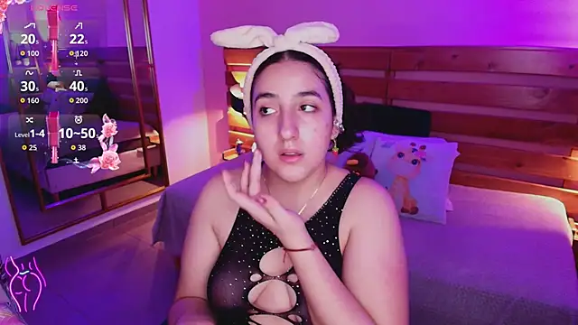 ambar lover online show from 11/08/25, 08:45