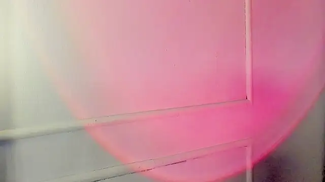 Ice Princess  online show from 11/05/25, 03:15