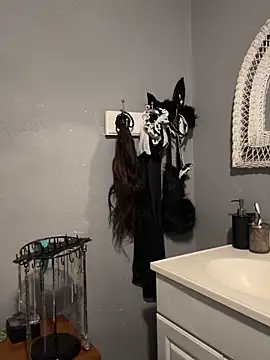 goddessmissmia online show from 11/18/25, 09:40