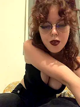 Snapshot of Kyokko-doll chatting on 09/19/25, 08:57 Kyokko-doll online show from 09/19/25, 08:57