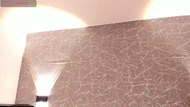 Miss Charlottet online show from 12/15/25, 09:20