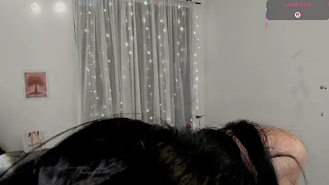 Miss Charlottet online show from 11/20/25, 08:09